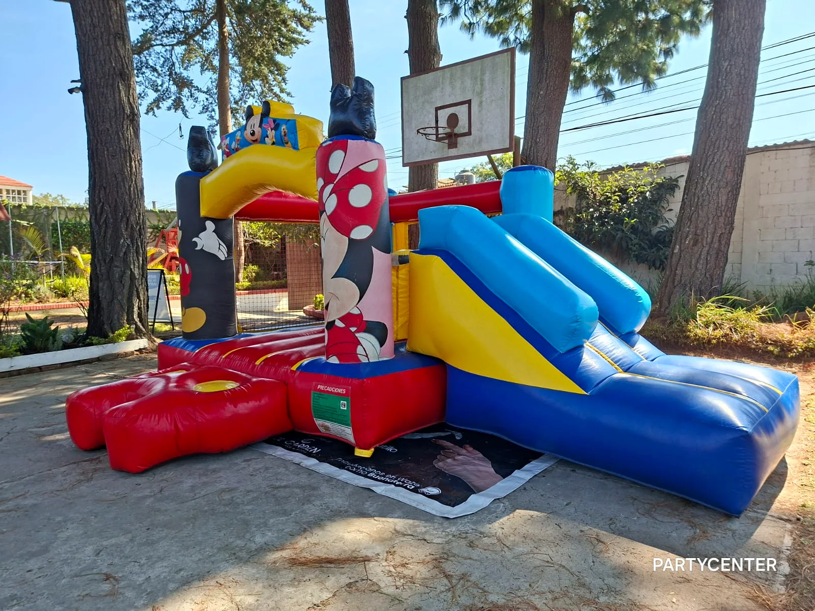 Inflable Mickey y Minnie